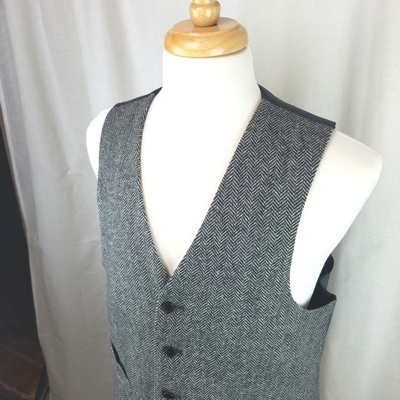 NWT LAUREN by Ralph Lauren Men's Herringbone Vest - Picture 2 of 4